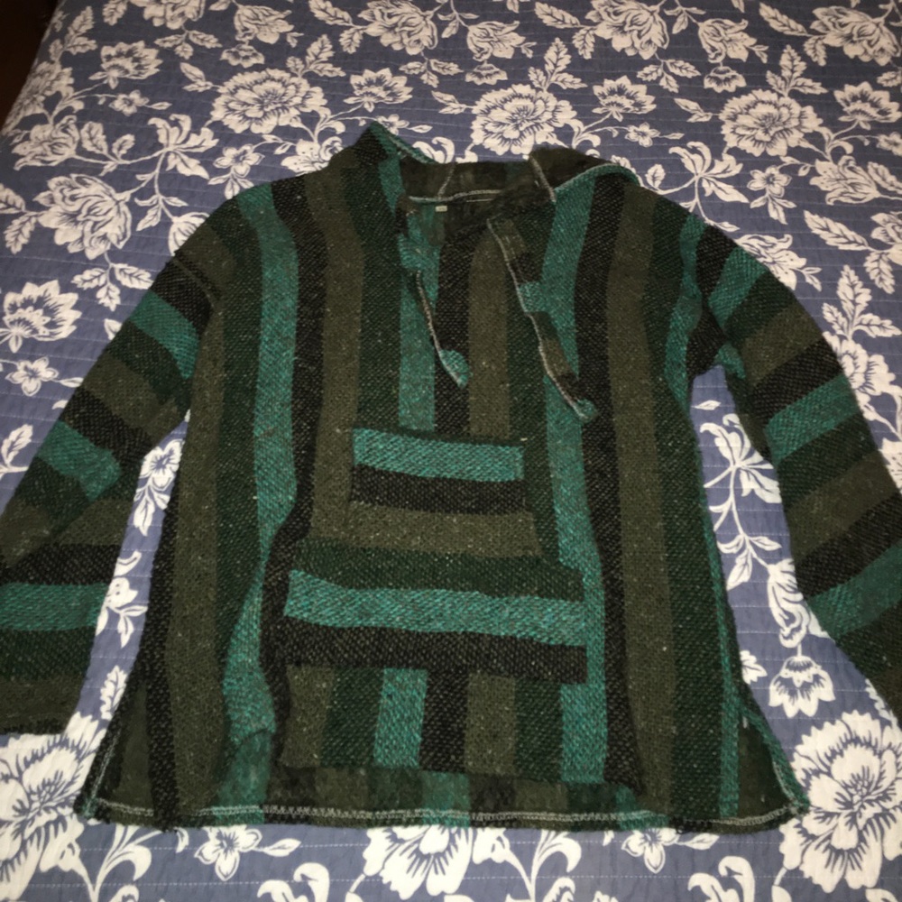 Striped woven Baja Hoodie. size small